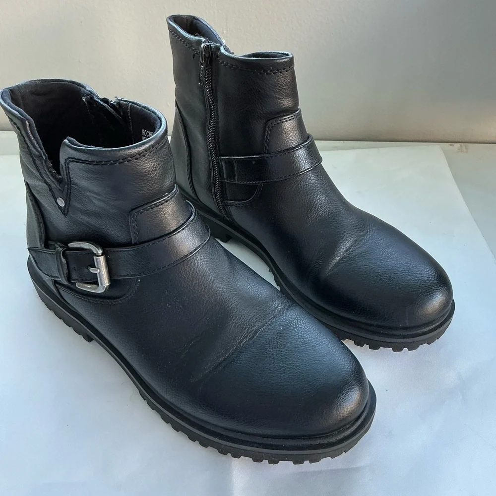 BareTraps Rochelle Black Leather Woman Booties Boots Size 9 M